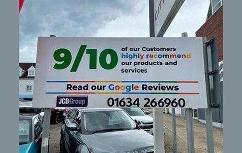 Red Used 2025 Renault R4 Komfort SUV | £27,295 - Image 1/3