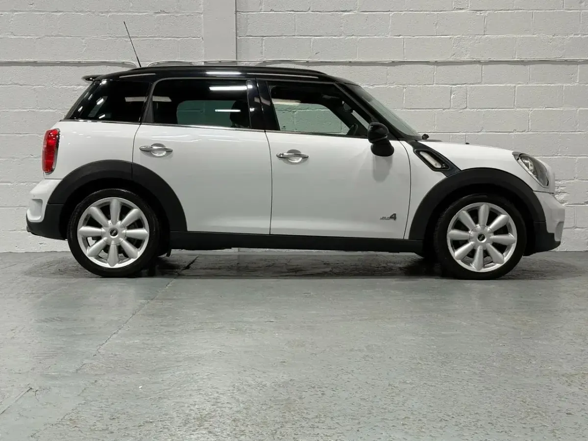 Used Mini Cooper SD Countryman Chili 143 HP (105 kW) 2012 White SUV