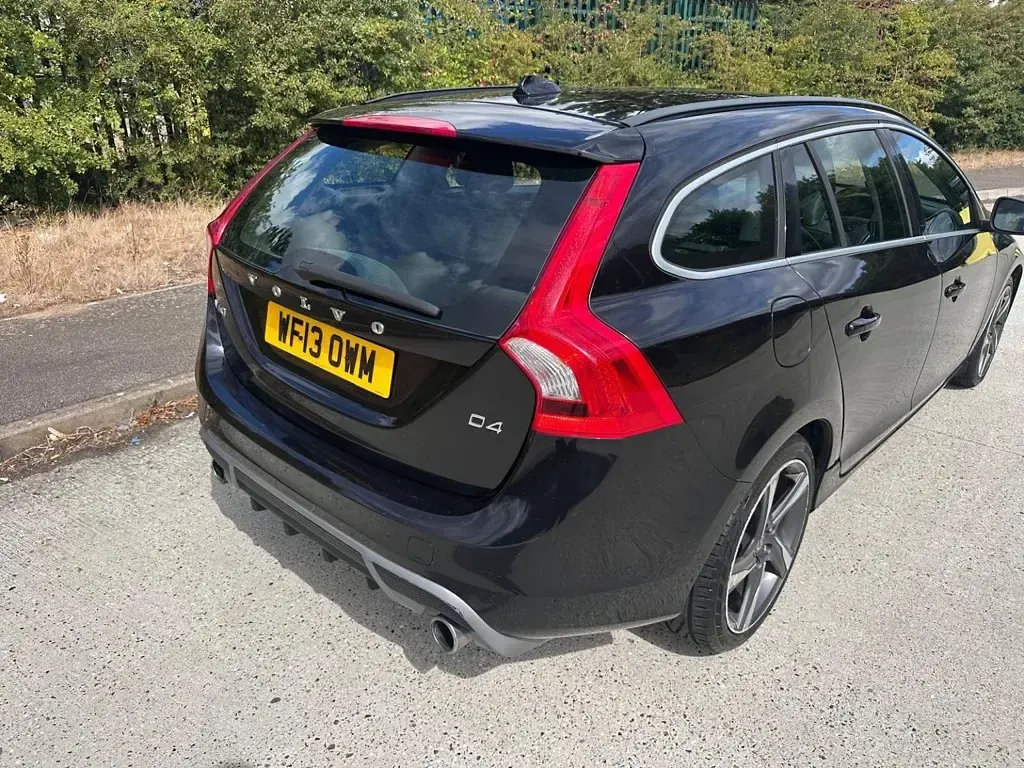 Used Volvo V60 R-Design 2013 Black Estate
