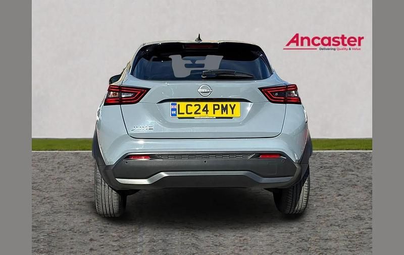 Used Nissan Juke N-Connecta 112 HP (82 kW) 2024 Grey SUV