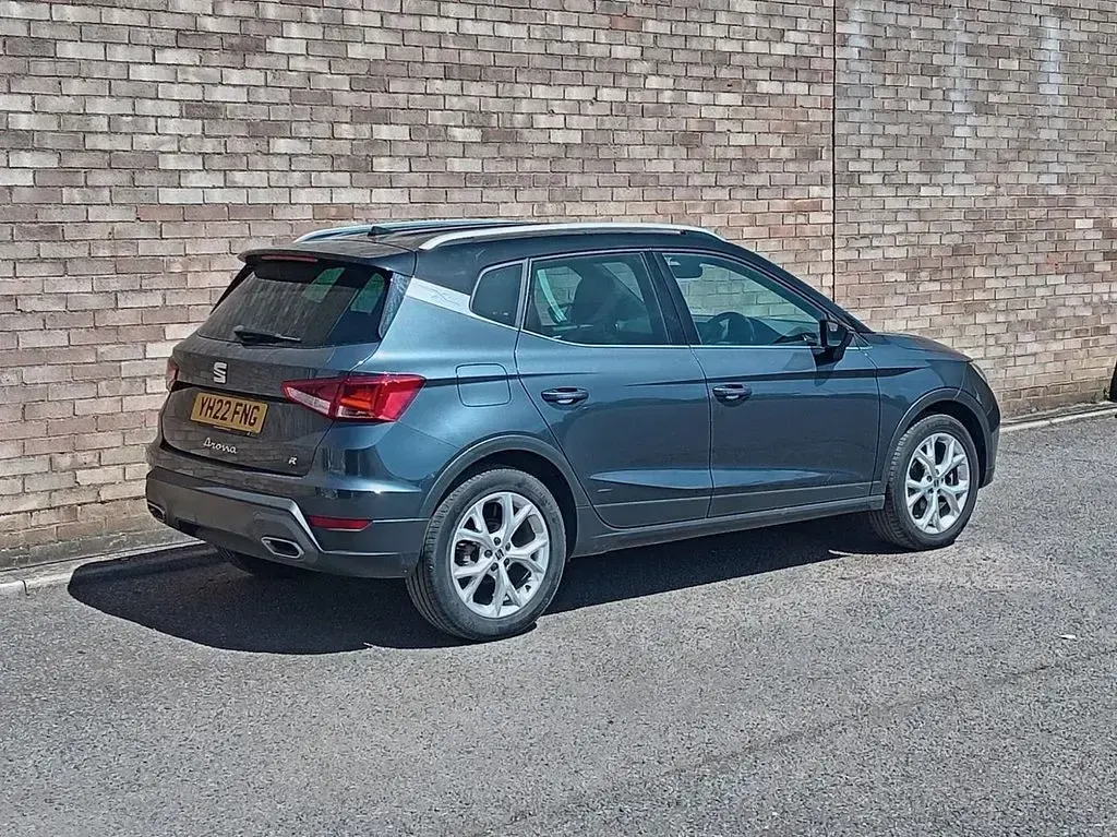 Used Seat Arona FR 110 HP (80 kW) 2022 Grey SUV