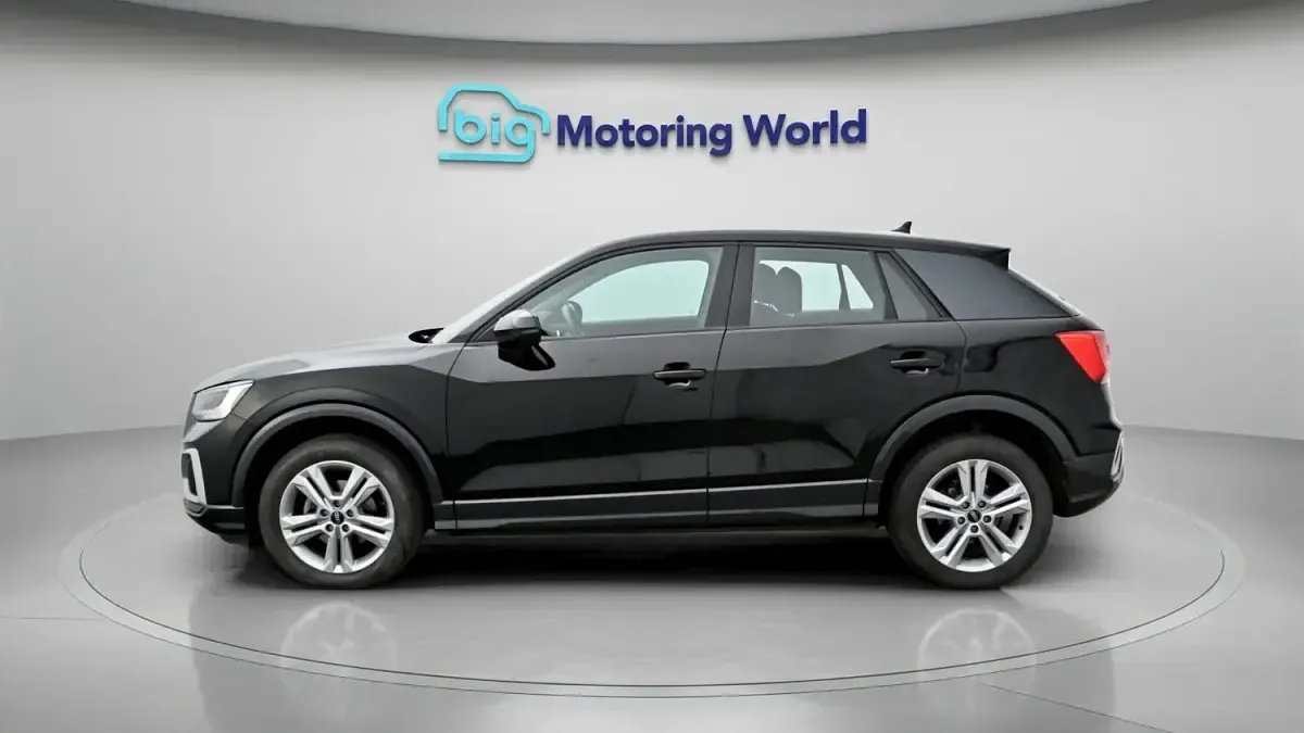 Begagnad Audi Q2 Sport 148 HK (108 kW) 2022 Svart SUV