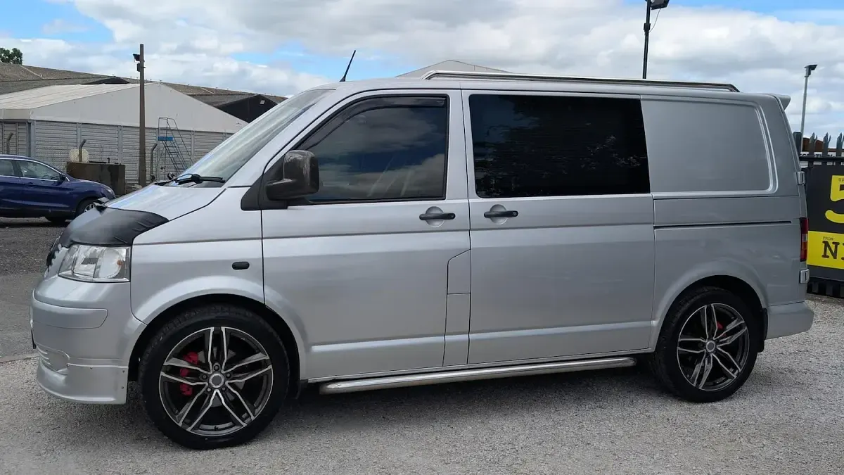 Used VW T5 128 HP (94 kW) 2009 Silver Van