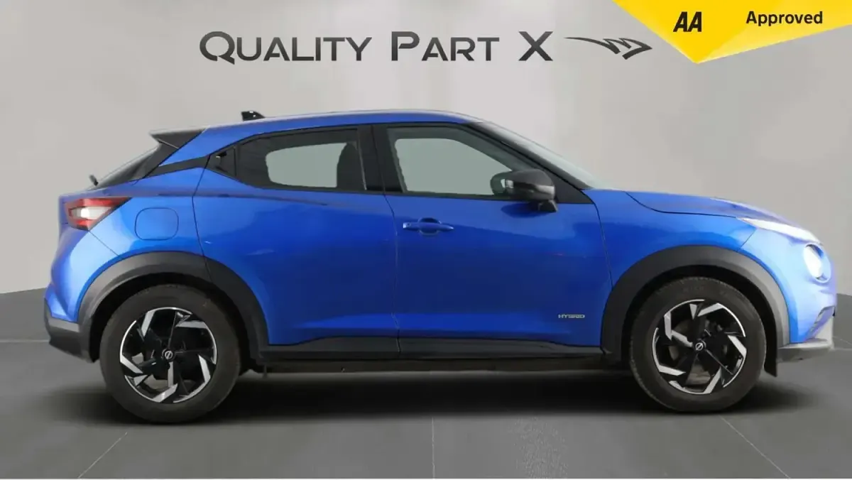 Used Nissan Juke N-Connecta 143 HP (105 kW) 2023 Blue SUV