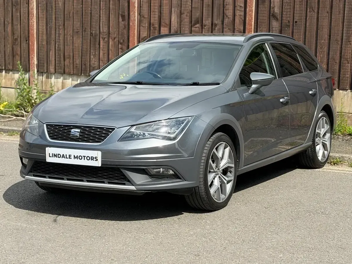 Used Seat Leon X-Perience Sport 184 HP (135 kW) 2015 Grey Estate