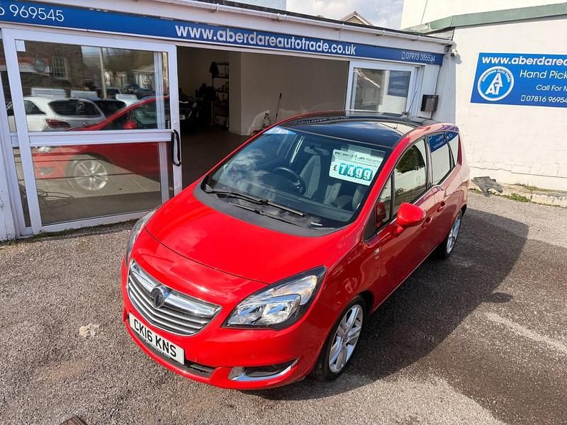 Used Vauxhall Meriva 120 HP (88 kW) 2016 Red MPV