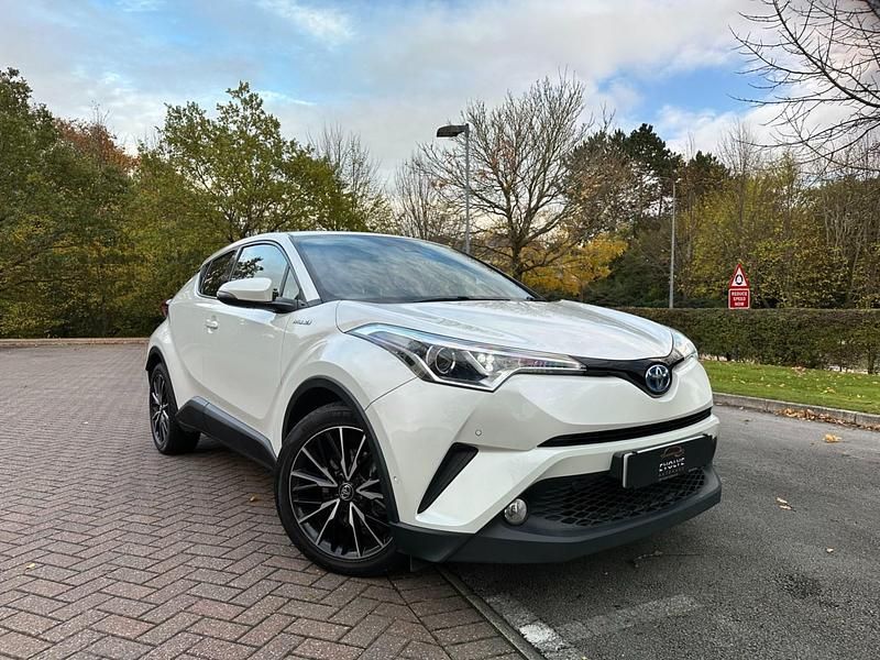 White Used 2016 Toyota C-HR SUV | £12,995 (Fair price) - Image 1/4