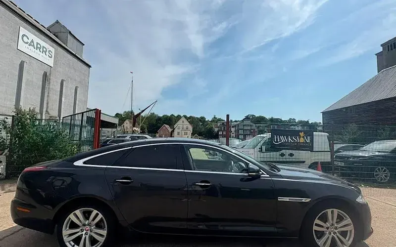 Used Jaguar XJ Premium Luxury 275 HP (202 kW) 2014 Grey Sedan