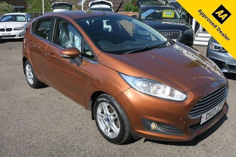 Bronze Used 2013 Ford Fiesta Zetec Hatchback | £4,995 (A bit pricey) - Image 1/2