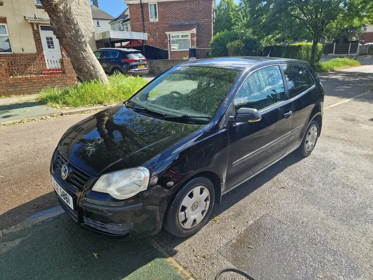 Used VW Polo 55 HP (40 kW) 2005 Black Hatchback