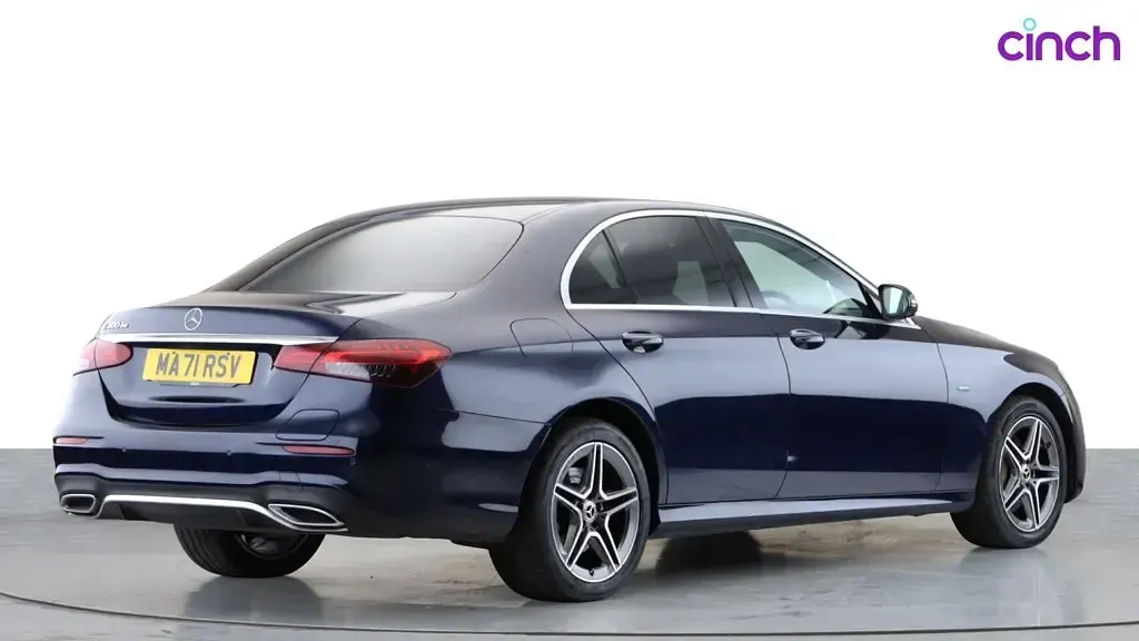 Used Mercedes E300 AMG line 2021 Blue Sedan