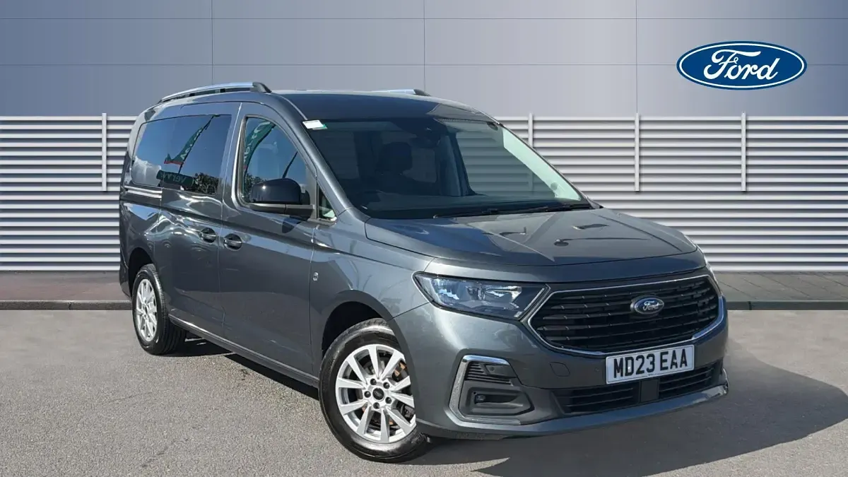 Used Ford Tourneo Connect Titanium 122 HP (89 kW) 2023 MPV