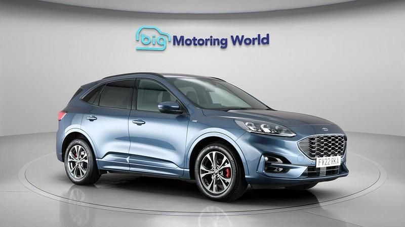 Blue Used 2022 Ford Kuga ST-Line SUV | £18,700 (Good price) - Image 1/4