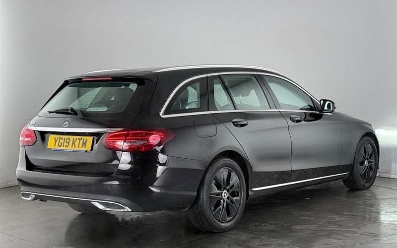 Used Mercedes C200 Premium 184 HP (135 kW) 2019 Black Estate