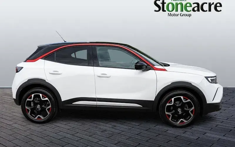 Used Vauxhall Mokka SRi 101 HP (74 kW) 2021 White SUV