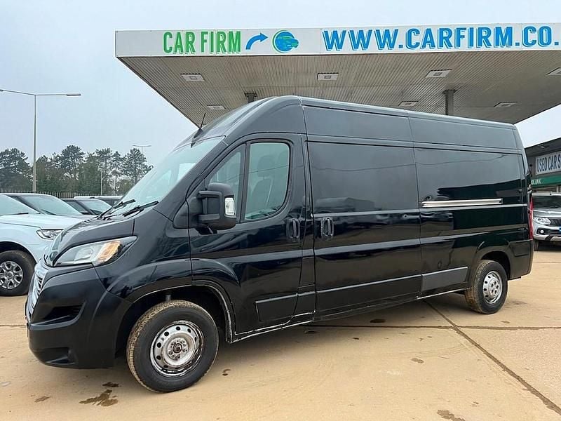 Used Peugeot Boxer S 140 HP (102 kW) 2022 Black Van