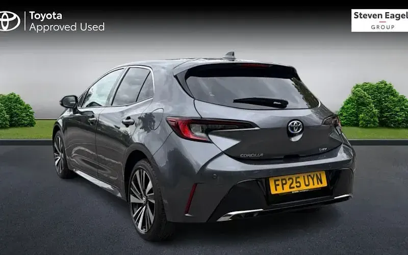 Used Toyota Corolla Design 140 HP (102 kW) 2026 Hatchback