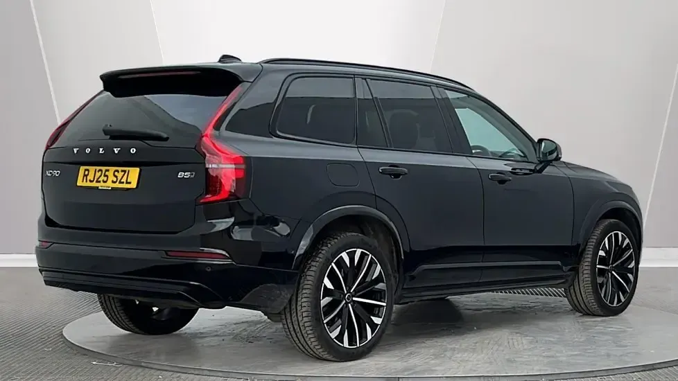 Used Volvo XC90 Ultra 250 HP (183 kW) 2025 Black SUV