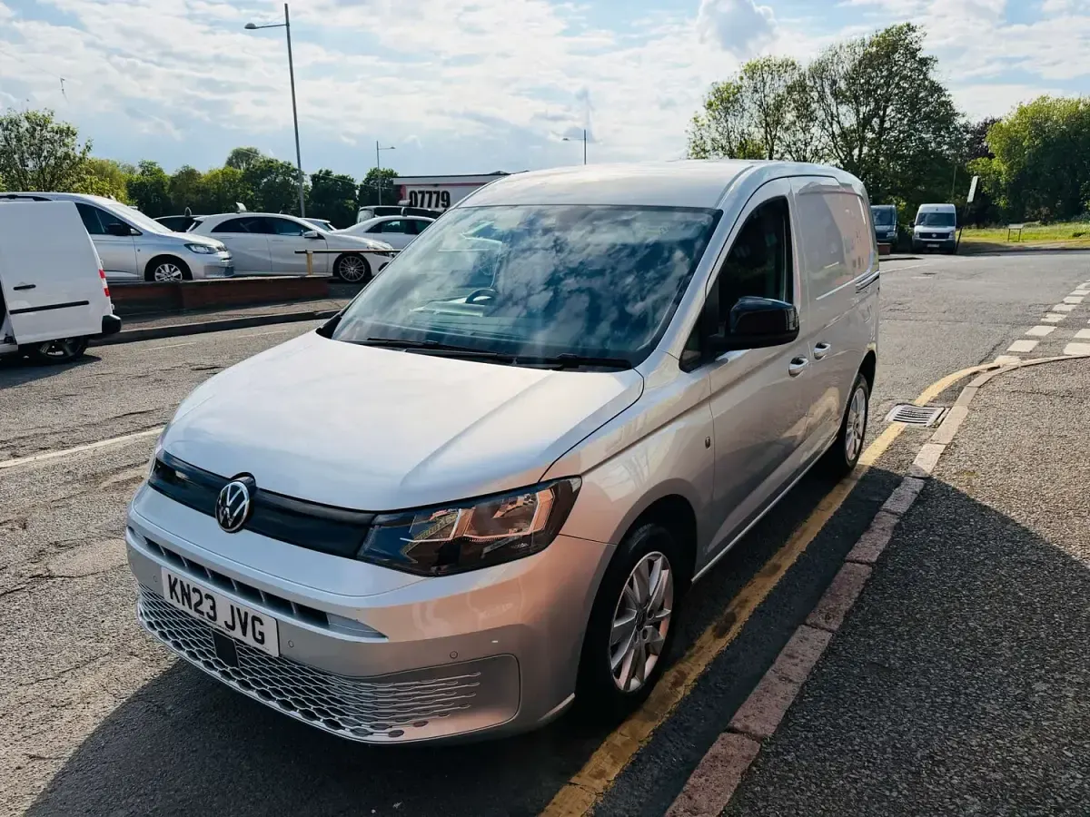Used VW Caddy Pro 122 HP (89 kW) 2023 Silver MPV