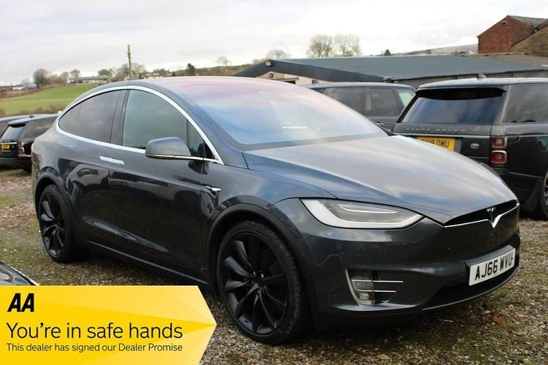 Silver Used 2017 Tesla Model X SUV | £35,950 (Expensive) - Image 1/4