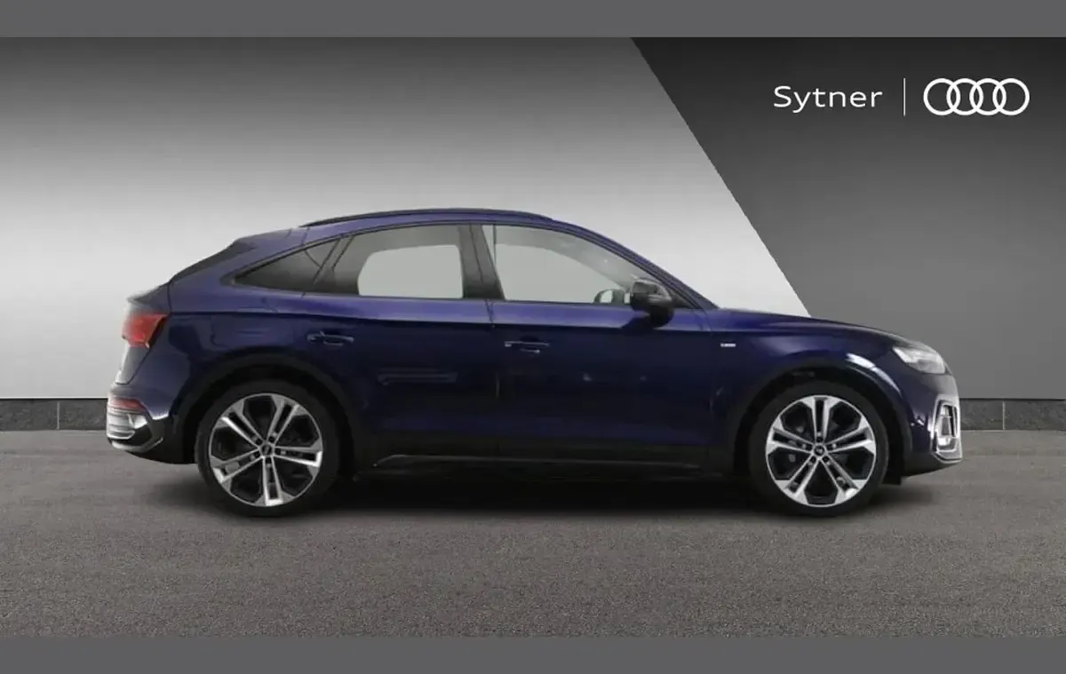 Used Audi Q5 Advanced 362 HP (266 kW) 2021 Blue SUV