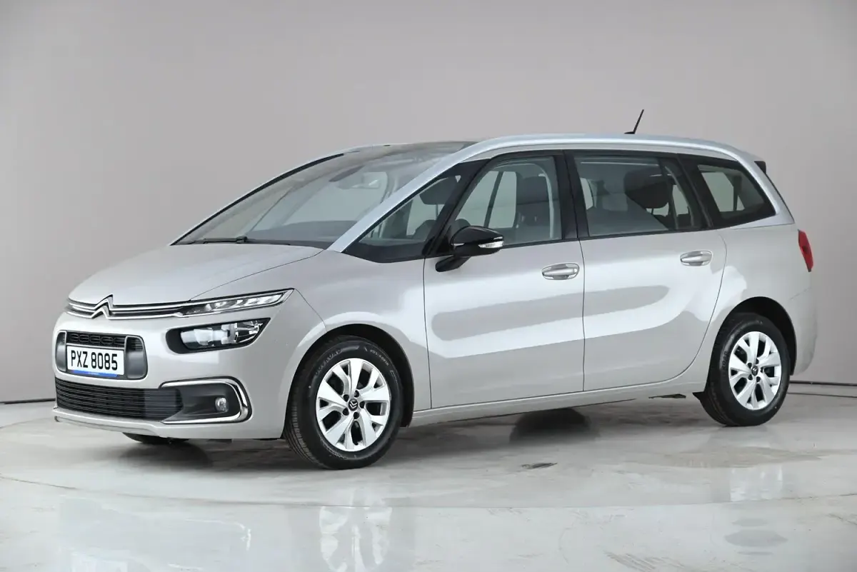 Used Citroën Grand C4 Picasso Live 130 HP (95 kW) 2021 Beige MPV