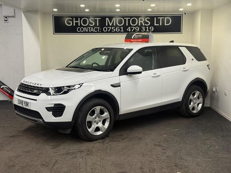 White Used 2018 Land Rover Discovery Sport SE SUV | £7,995 (Super price) - Image 1/4