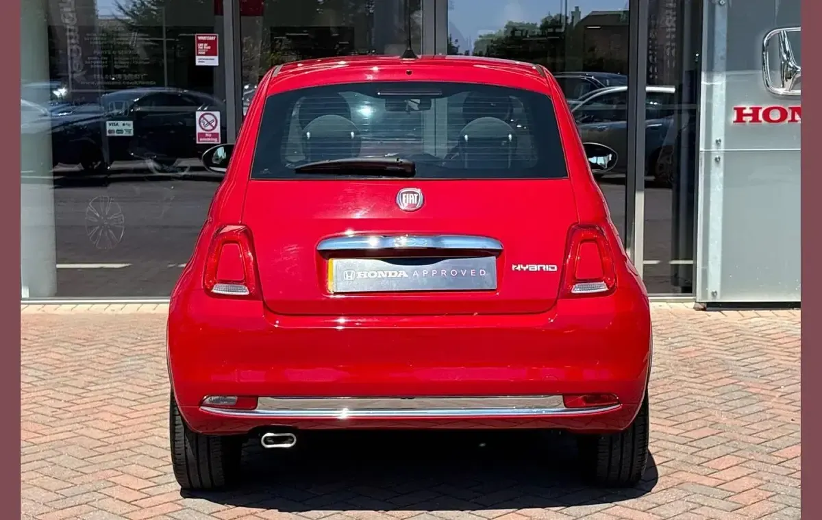 Used Fiat 500 68 HP (50 kW) 2024 Red Hatchback