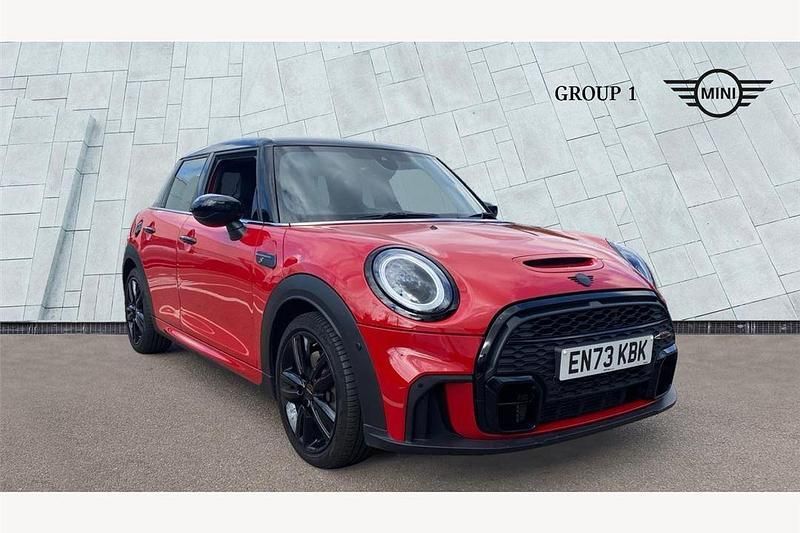 Red Used 2024 Mini Cooper S Comfort Hatchback | £26,495 (A bit pricey) - Image 1/4