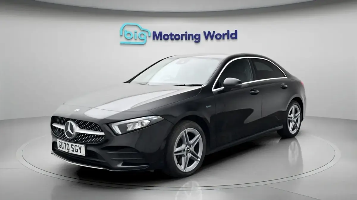 Usado Mercedes A250 AMG line 218 HP (160 kW) 2021 Preto Sedan