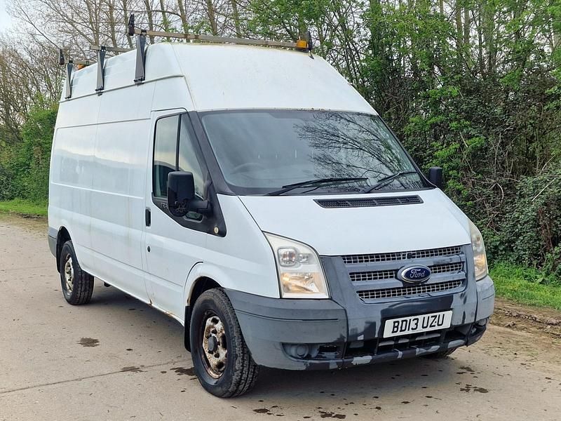 Used Ford Transit 125 HP (91 kW) 2013 White Van