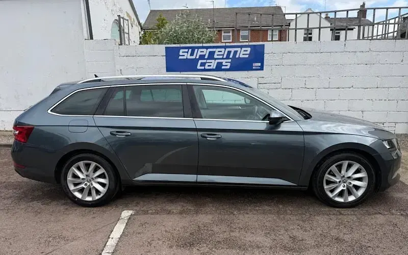Begagnad Skoda Superb SE Technology 150 HK (110 kW) 2018 Kombi