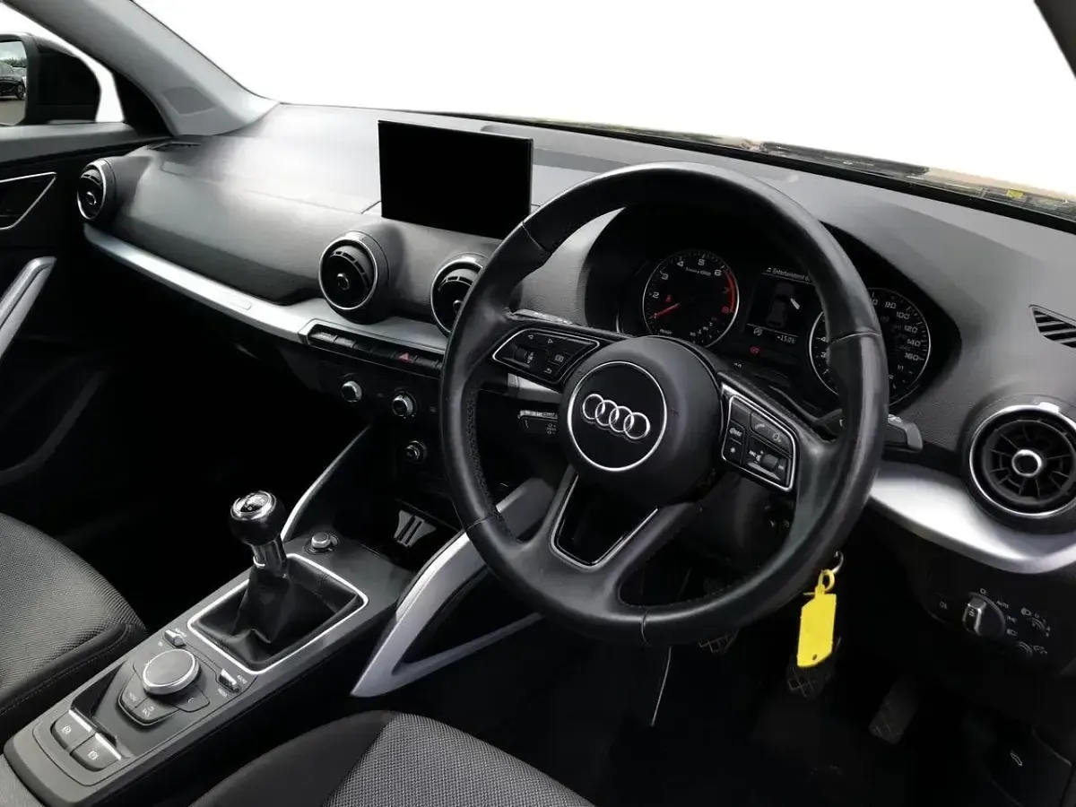 Used Audi Q2 Sport 114 HP (83 kW) 2020 Black SUV