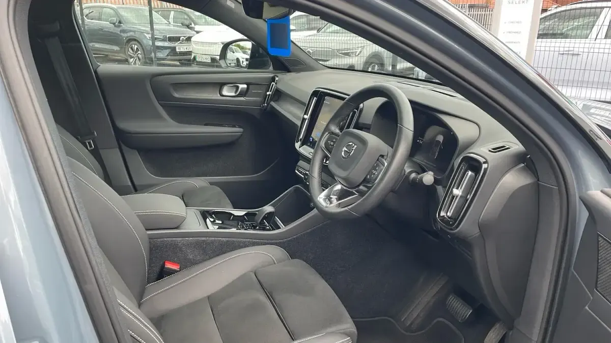 Used Volvo C40 Pro 300 kW (408 HP) 2022 Grey SUV