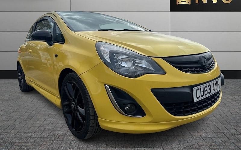 Second-hand Vauxhall Corsa Edition 86 CP (63 kW) 2013 Alb Hatchback
