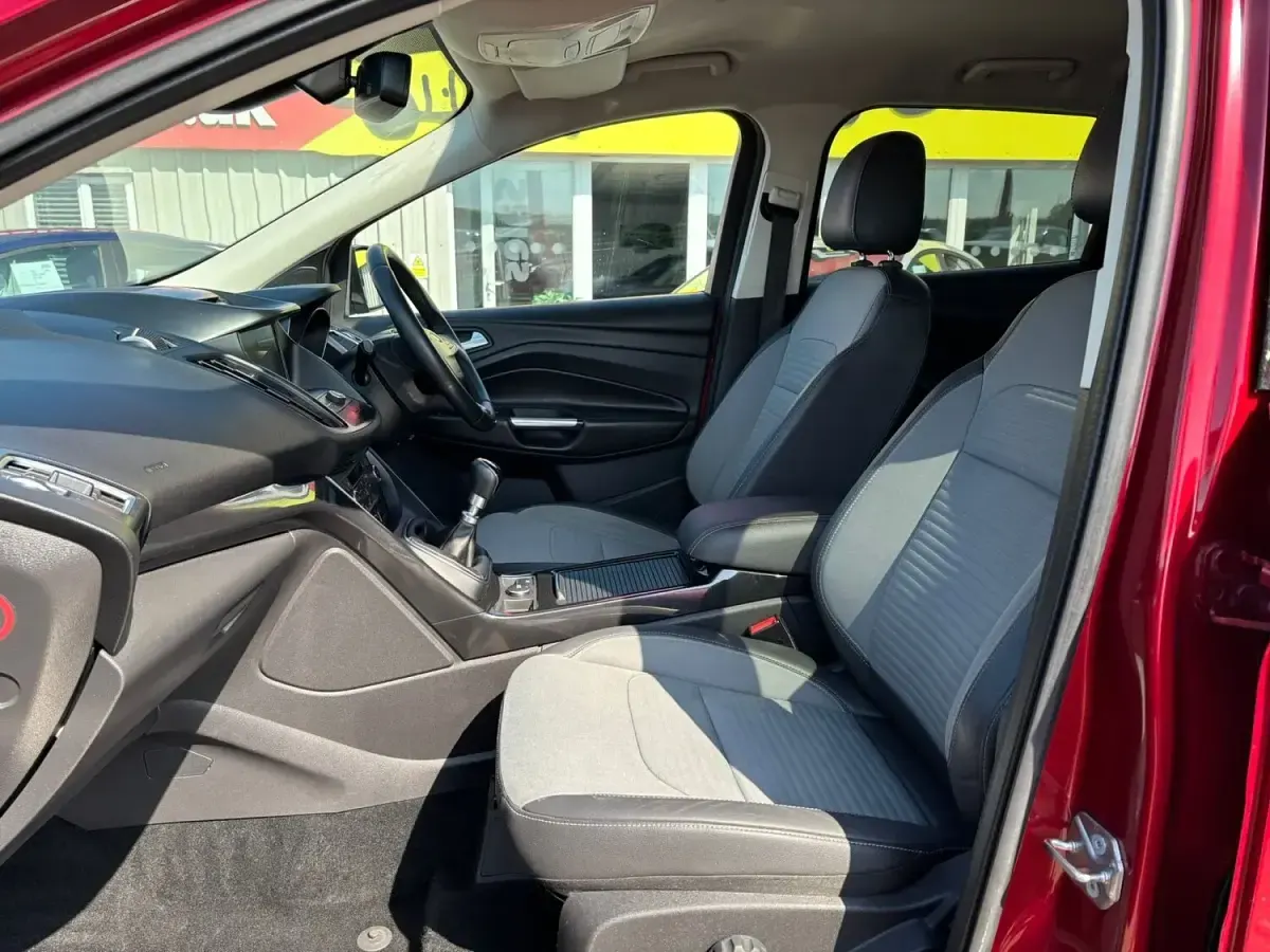 Used Ford Kuga Titanium 2016 Red SUV