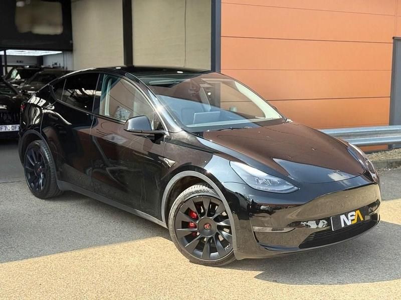 Black Used 2022 Tesla Model Y Long Range SUV | £21,495 (Fair price) - Image 1/3