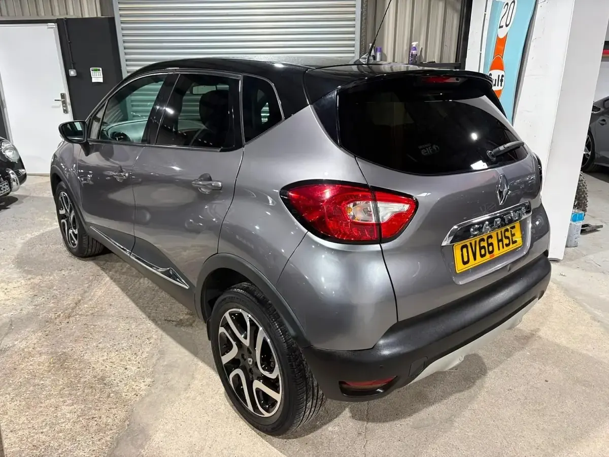 Used Renault Captur Signature 90 HP (66 kW) 2016 Greg SUV