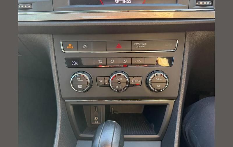 Used BMW 120 Sport Line 187 HP (137 kW) 2017 Grey Hatchback