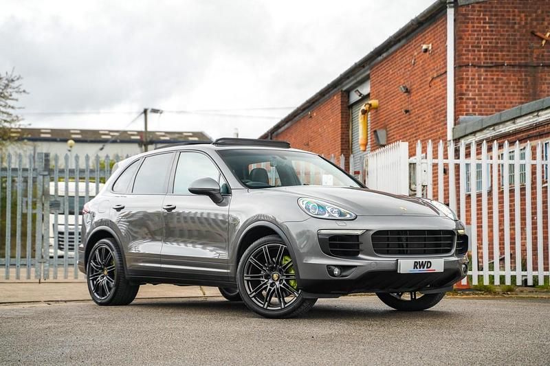 Used Porsche Cayenne S E-Hybrid 2016 Grey SUV