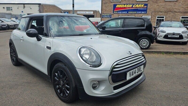 Silver Used 2014 Mini Cooper D Hatch Hatchback | £4,495 (Fair price) - Image 1/4