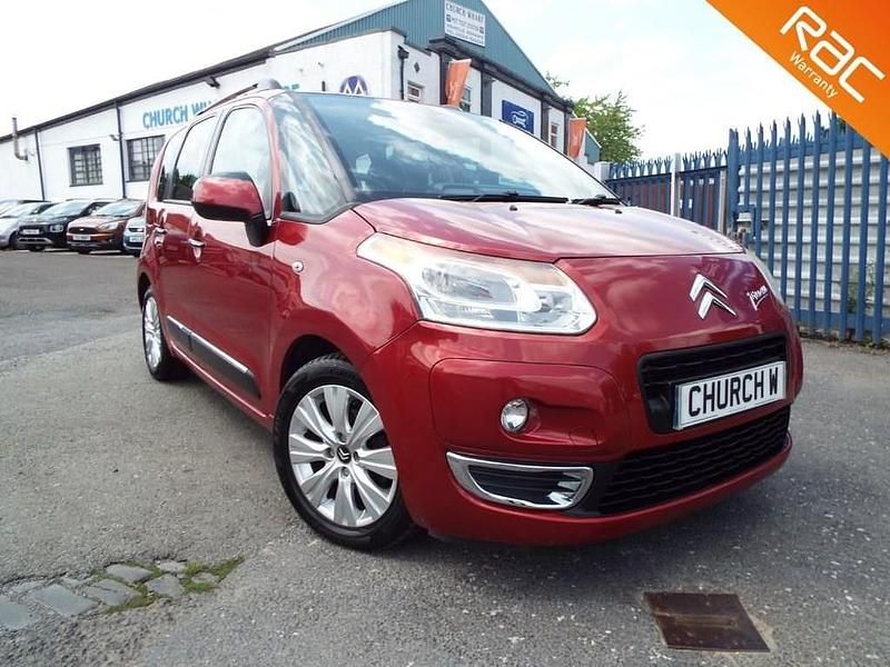 Red Used 2010 Citroën C3 Picasso Exclusive MPV | £2,795 (Fair price) - Image 1/4