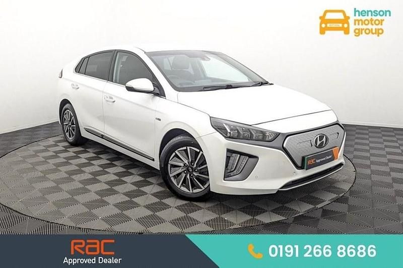 Used Hyundai Ioniq Premium SE 100 kW (136 HP) 2021 White Hatchback