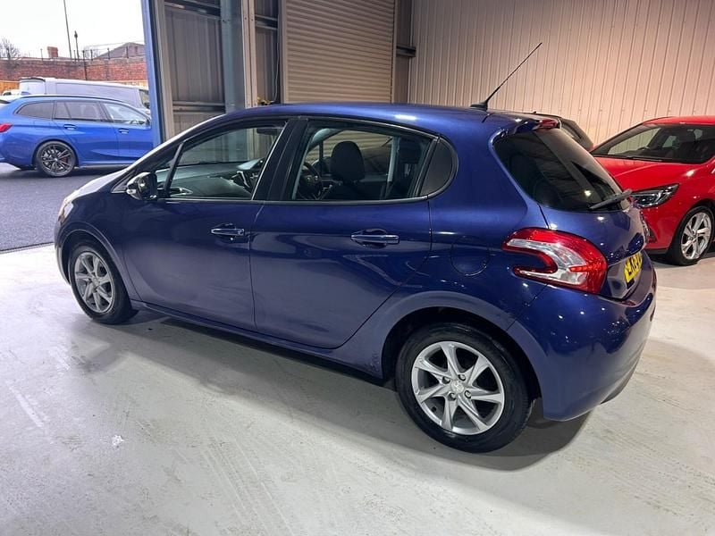 Used Peugeot 208 Active 2013 Blue Hatchback