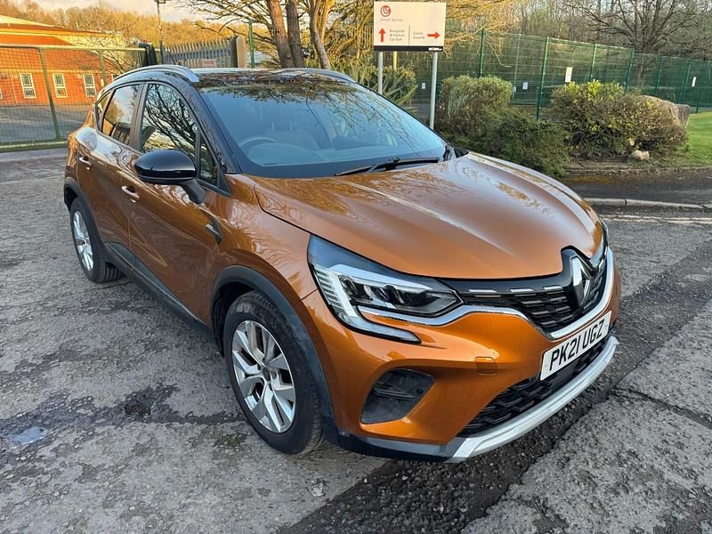 Used Renault Captur Iconic 2021 Orange SUV
