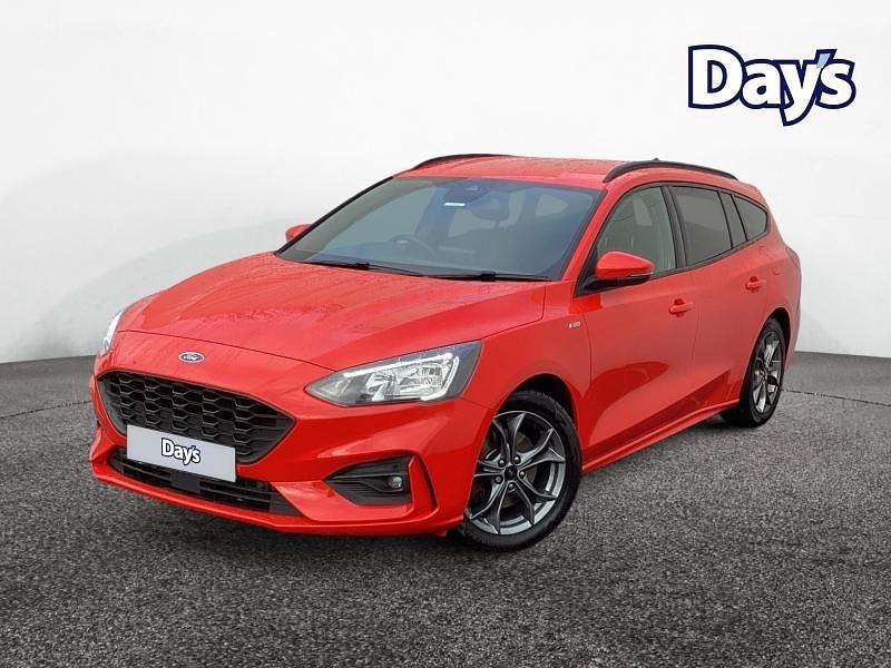 Used Ford Focus ST-Line 125 HP (91 kW) 2021 Red Estate