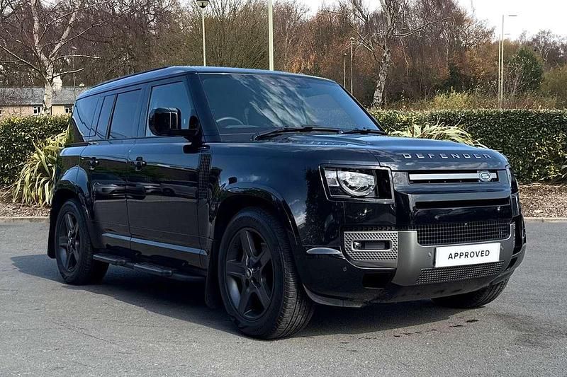 Black Used 2024 Land Rover Defender SE Dynamic SUV | £68,500 - Image 1/4