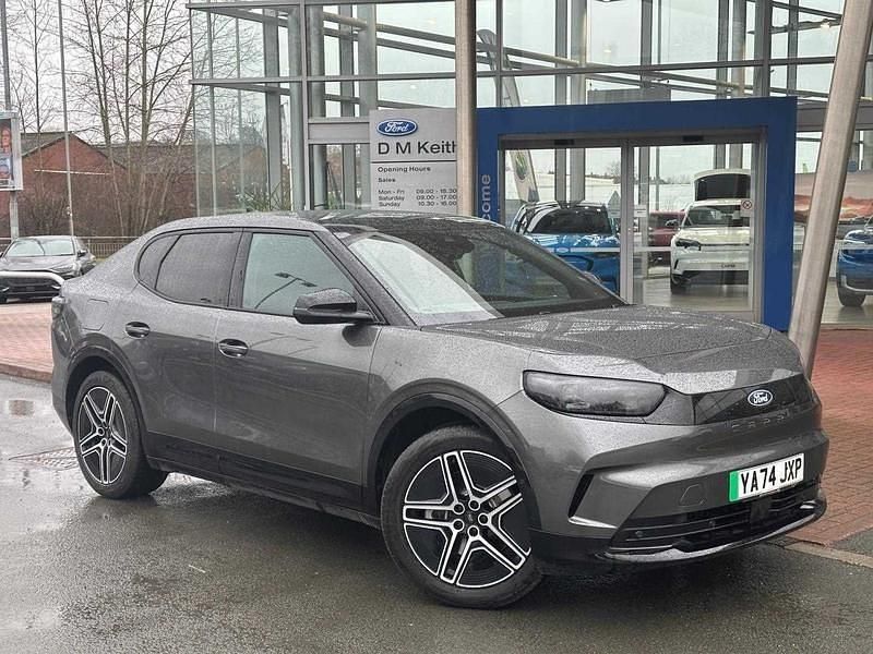 Magnetic Used 2024 Ford Capri Premium Estate | £29,150 (Good price) - Image 1/4