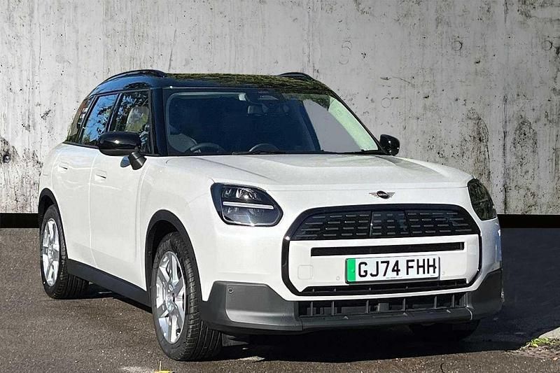 White Used 2024 Mini Countryman SUV | £30,890 (Fair price) - Image 1/3