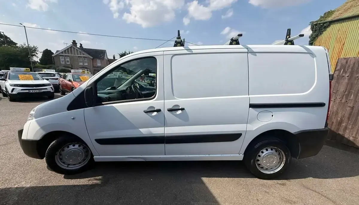Used Citroën Dispatch 2016 White MPV
